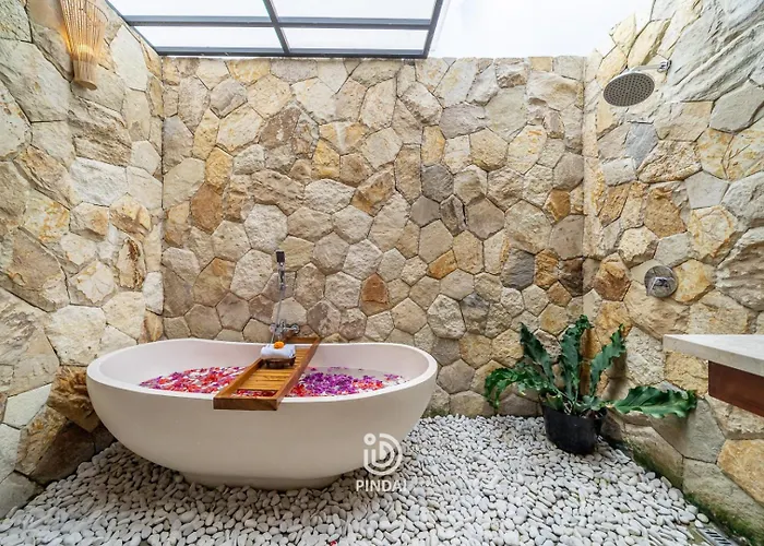 3 King Bedrooms Ratu Bali Luxury In Ubud, Bali ウブド